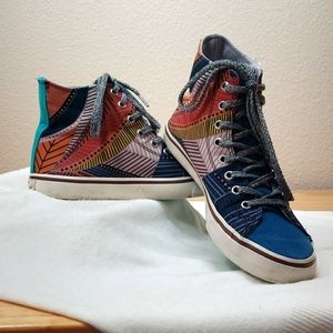 INKKAS UNISEX HIGH-TOP SNEAKERS "CYPRUS" PRINT PATTERN WOMEN'S Size 8 Excellent!
